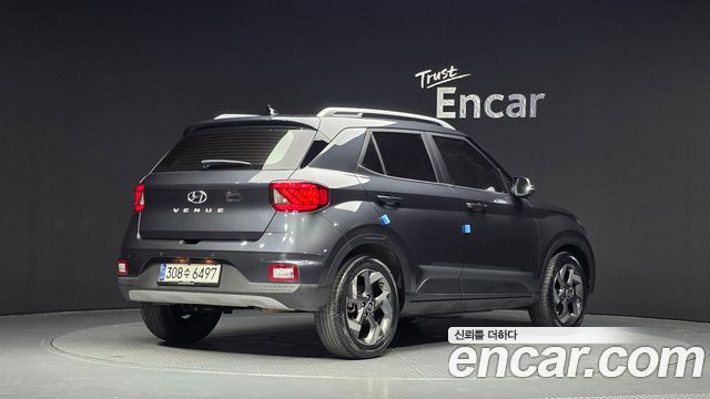 Hyundai Venue 2021 — photo 2
