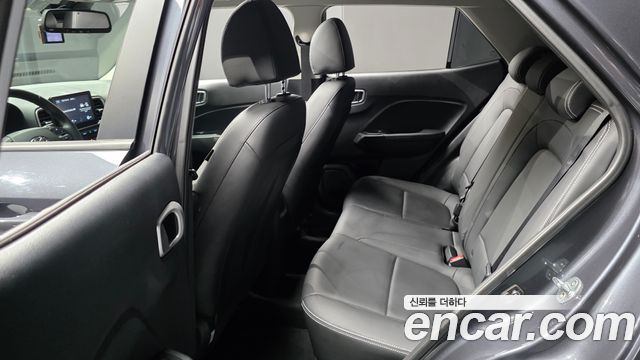Hyundai Venue 2021 — photo 12