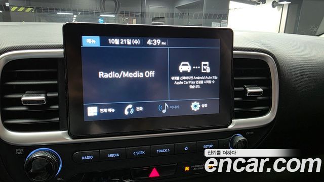 Hyundai Venue 2021 — photo 18