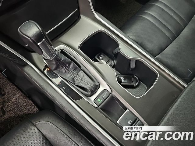 Honda Accord 2019 — photo 8