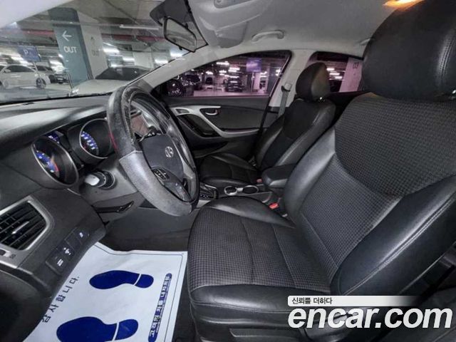 Hyundai AVANTE 2014 — photo 7