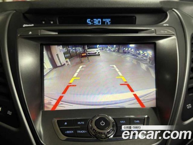 Hyundai AVANTE 2014 — photo 11