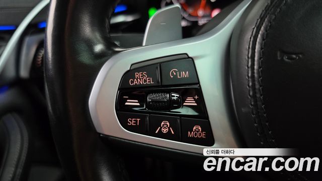 BMW 5-Series 2021 — photo 22