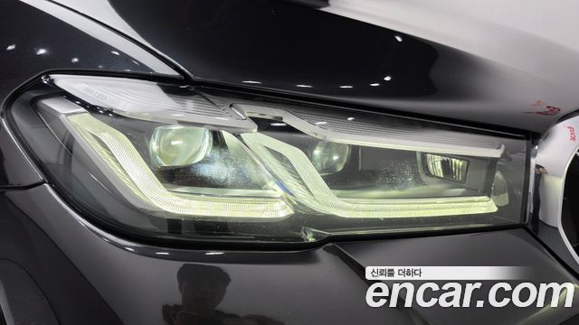 BMW 5-Series 2021 — photo 8