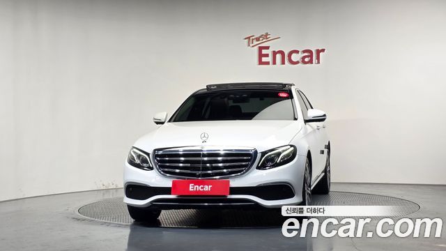 Mercedes-Benz E-Class 2018 — photo 3