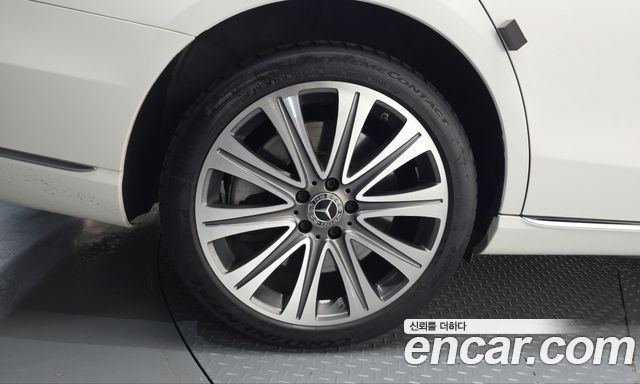 Mercedes-Benz E-Class 2018 — photo 5