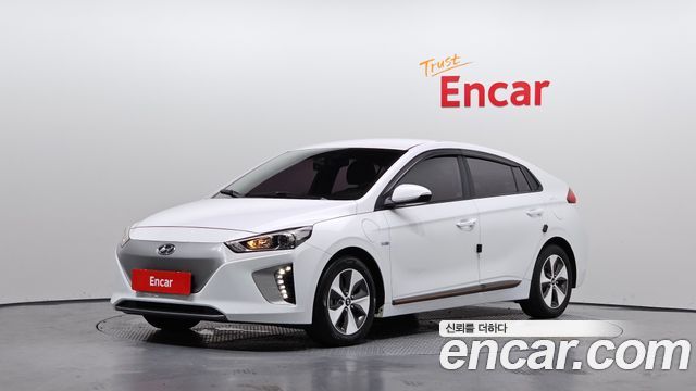 Hyundai Ioniq 2017 — photo 1