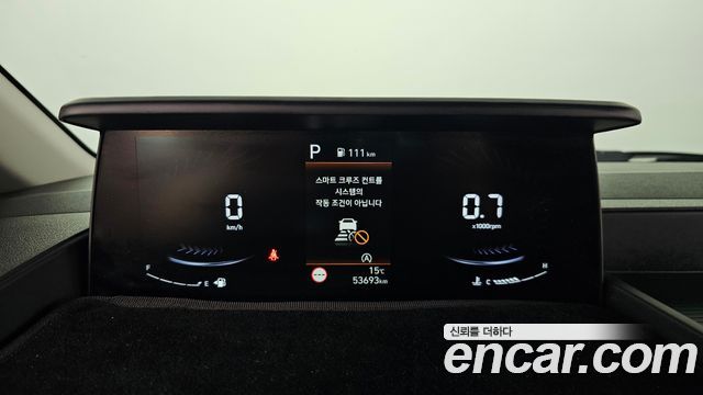 Hyundai Staria 2025 — photo 11