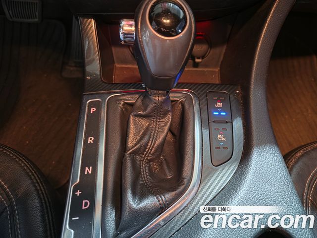 Kia K5 2012 — photo 17