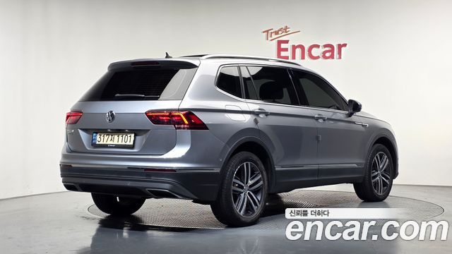 Volkswagen Tiguan 2020 — photo 2