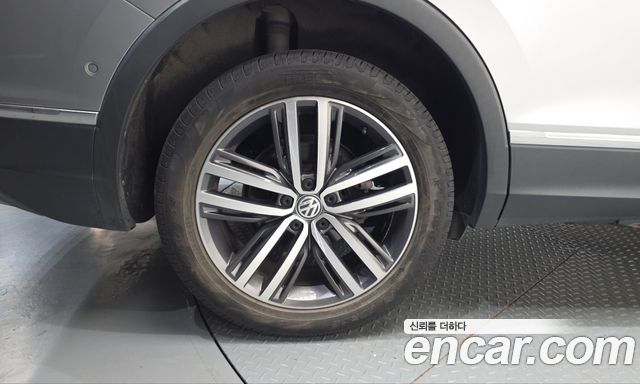 Volkswagen Tiguan 2020 — photo 5