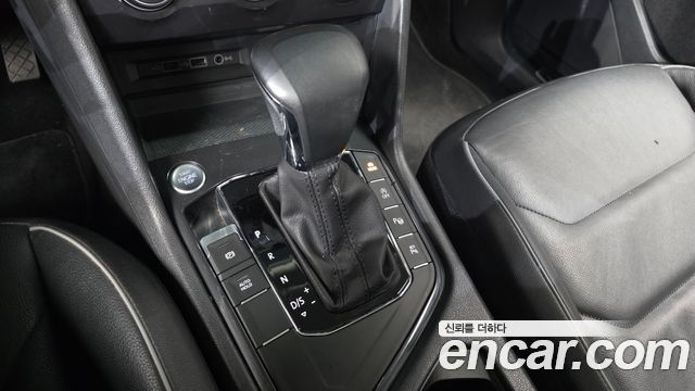 Volkswagen Tiguan 2020 — photo 12