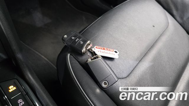 Volkswagen Tiguan 2020 — photo 21