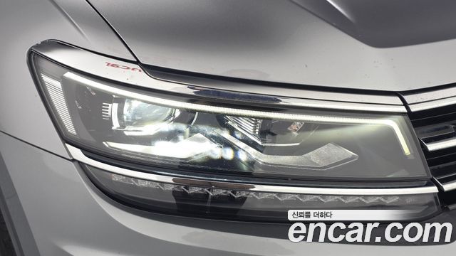 Volkswagen Tiguan 2020 — photo 8