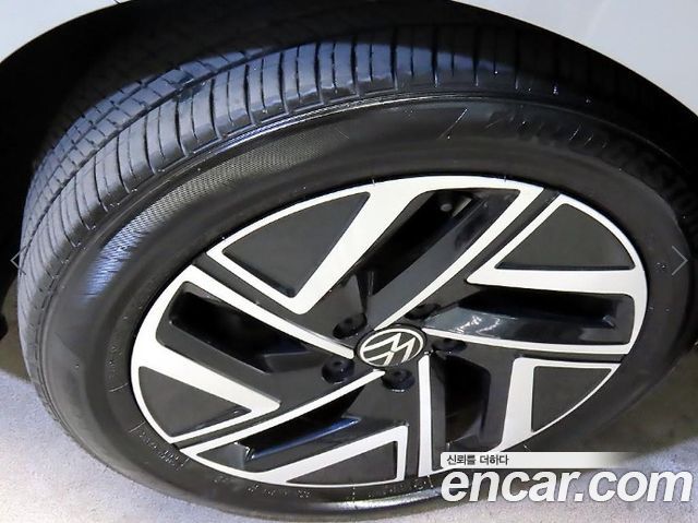 Volkswagen Jetta 2024 — photo 20