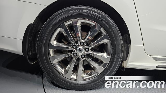 Kia Canival 2017 — photo 5