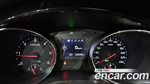 Kia Canival 2017 — photo 11