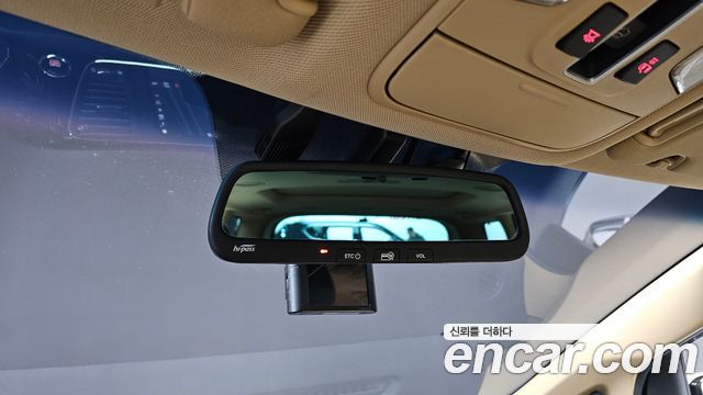 Kia Canival 2017 — photo 25