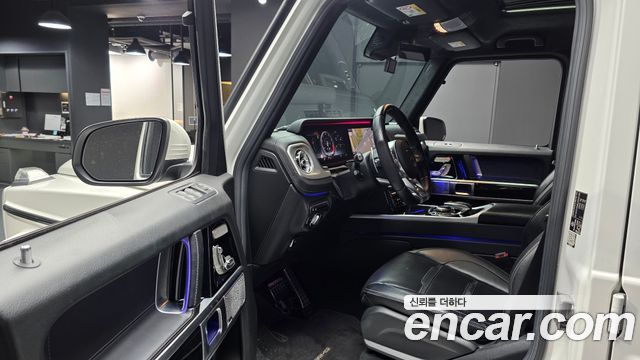 Mercedes-Benz G-Class 2020 — photo 10