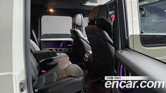 Mercedes-Benz G-Class 2020 — photo 11