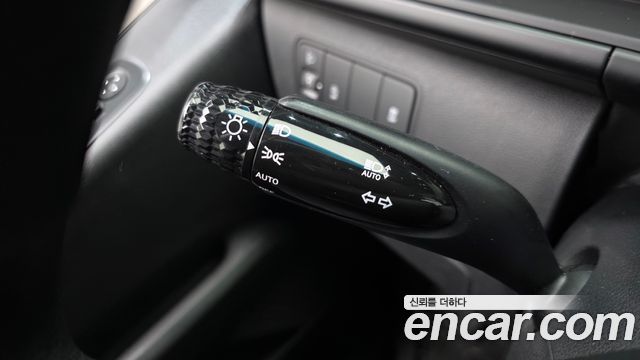 Hyundai Staria 2022 — photo 25