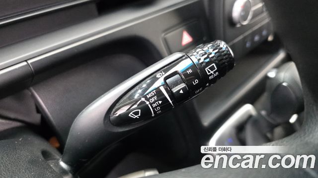 Hyundai Staria 2022 — photo 26