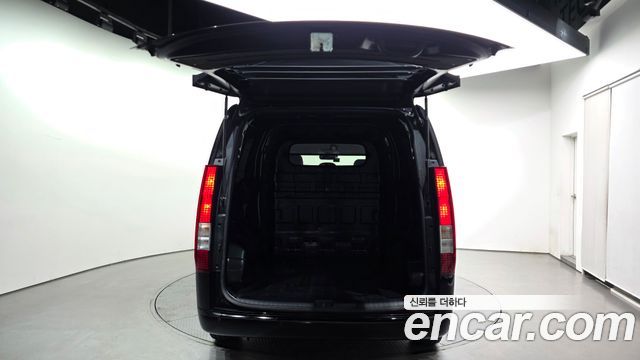 Hyundai Staria 2022 — photo 29