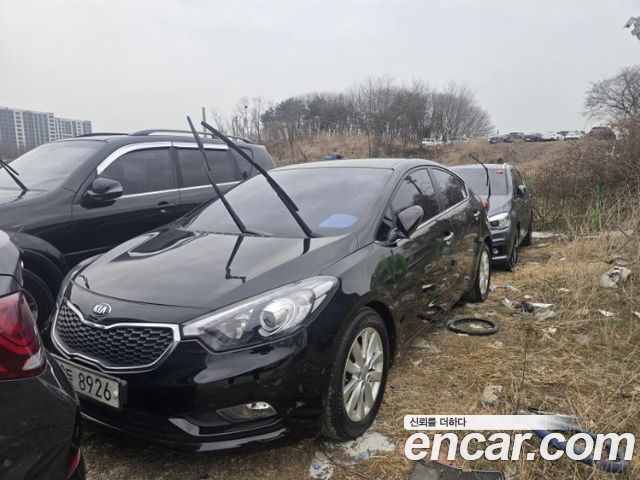 Kia K3 2014 — photo 1