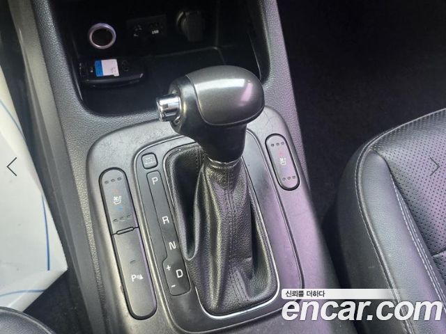 Kia K3 2014 — photo 8