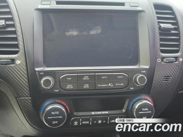 Kia K3 2014 — photo 9
