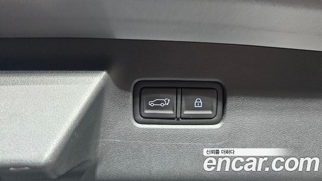 Hyundai Santafe 2024 — photo 27