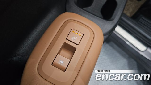Hyundai Santafe 2024 — photo 31