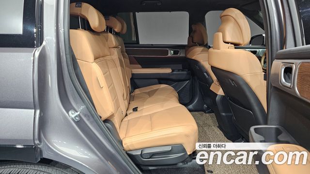 Hyundai Santafe 2024 — photo 32