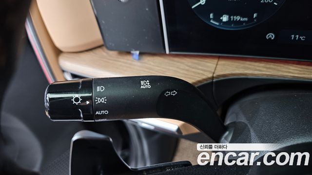 Hyundai Santafe 2024 — photo 36