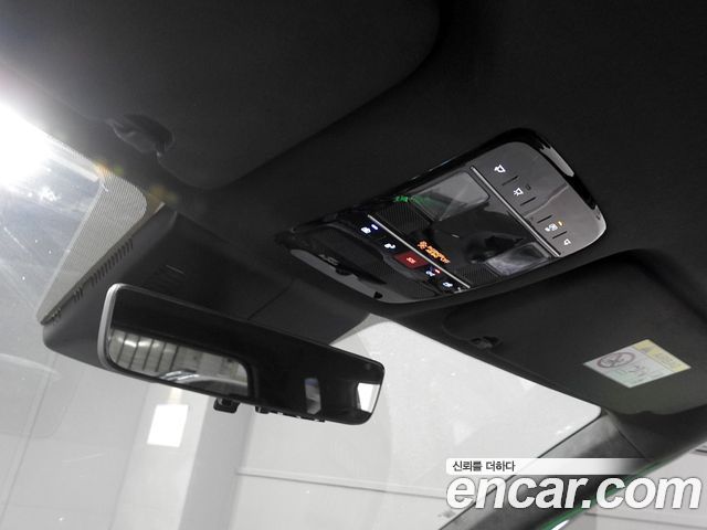 Hyundai Santafe 2025 — photo 19