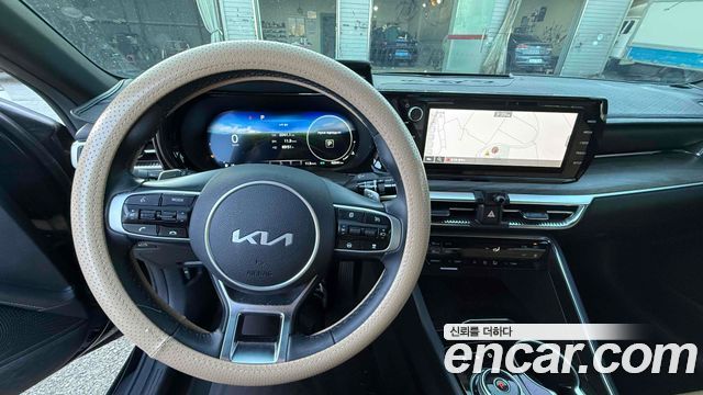 Kia K5 2022 — photo 9