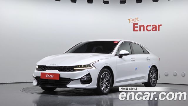 Kia K5 2023 — photo 1