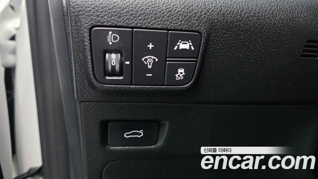 Kia K5 2023 — photo 25