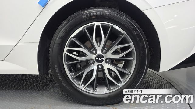 Kia K5 2023 — photo 7