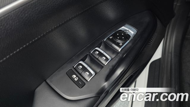 Kia K5 2023 — photo 28