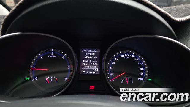 Hyundai Santafe 2013 — photo 11