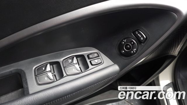 Hyundai Santafe 2013 — photo 28