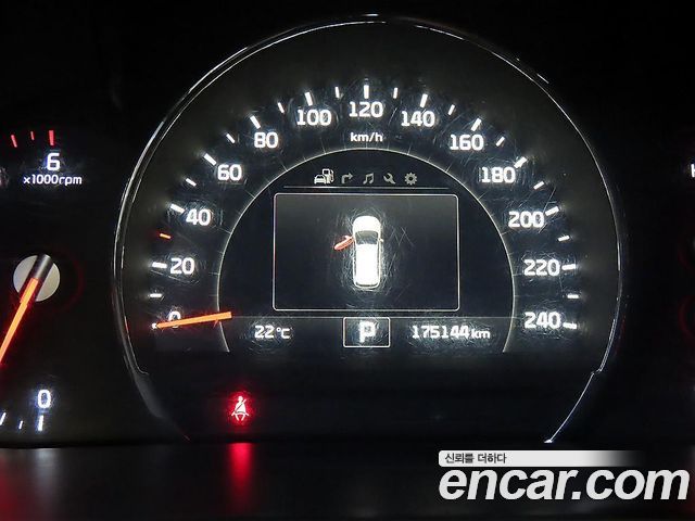 Kia Sorento 2016 — photo 9