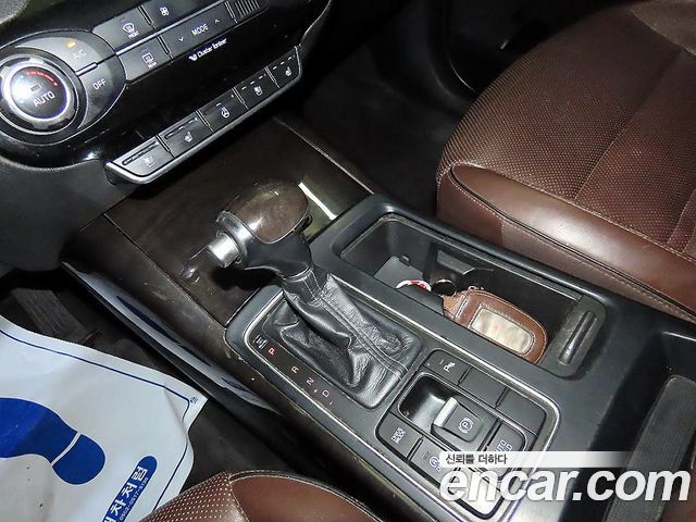 Kia Sorento 2016 — photo 12