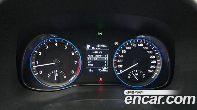 Hyundai Kona 2018 — photo 11
