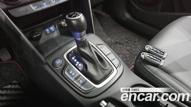 Hyundai Kona 2018 — photo 12