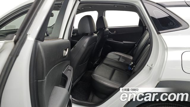 Hyundai Kona 2018 — photo 17