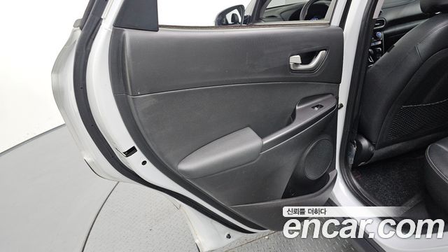 Hyundai Kona 2018 — photo 15