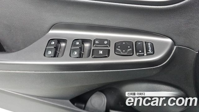 Hyundai Kona 2018 — photo 28