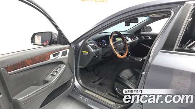 Hyundai Genesis 2016 — photo 13